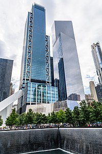 Looking up at 3 and 4 World Trade Center.jpg
