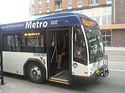 Hybrid bus on University Ave. Madison metro hybrid 1.jpg