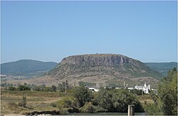 A Kenyér-hegy látképe Ópiskiből