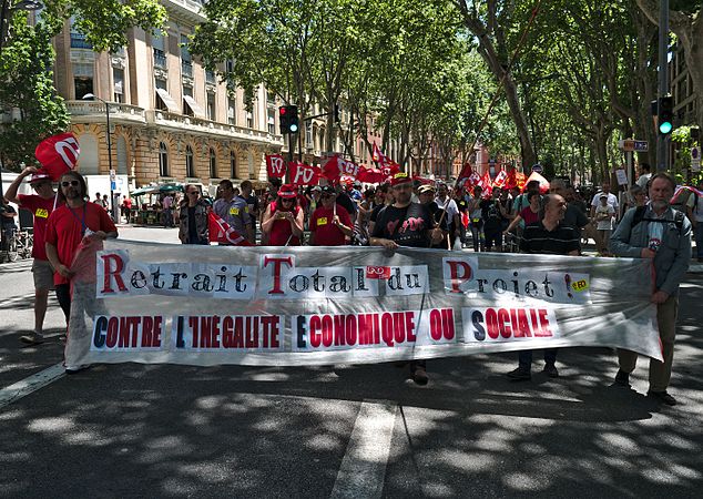 Français : Manifestation contre la loi travail à Toulouse, le 23 juin 2016 English: Demonstration against French labour law in Toulouse, June 23, 2016