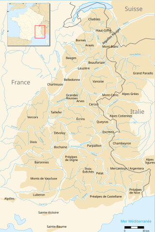 <span class="mw-page-title-main">Vaucluse Mountains</span> Range of mountains in south-eastern France