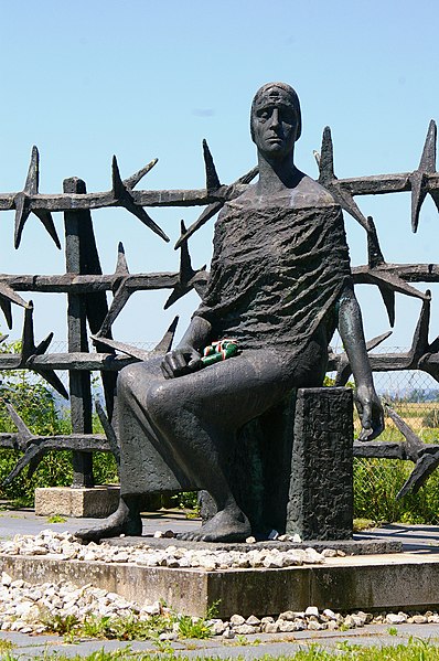 File:Mauthausen Memorial7.JPG