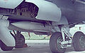 MiG-31の2輪ボギー主脚、不整地用にタイヤの空気圧を低くしている。