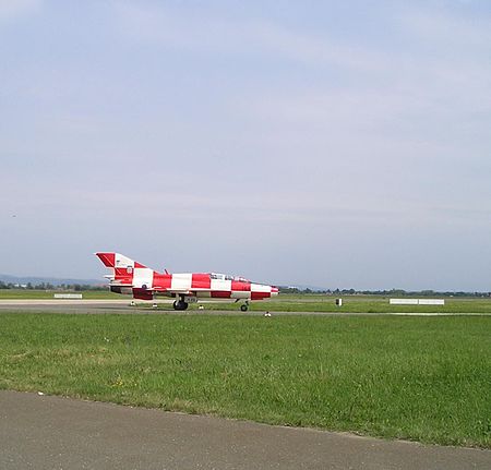 Tập_tin:MiG_21-Bis_Croatian_air_force.JPG