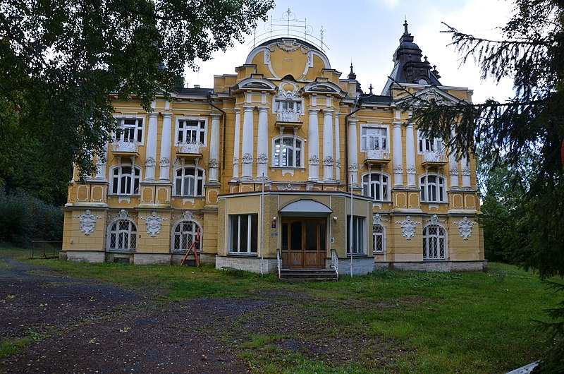 File:Miramonte - bývalá dětská léčebna.JPG