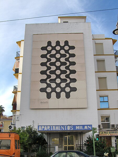 File:Mural de Barbadillo en Fuengirola.jpg