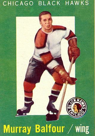 <span class="mw-page-title-main">Murray Balfour</span> Canadian ice hockey player