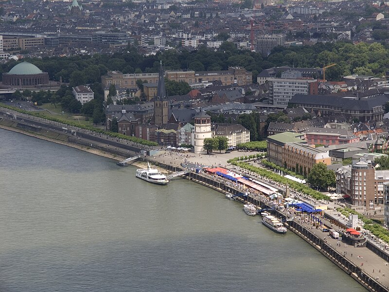 File:NRW, Düsseldorf - Rheinturm 08.jpg