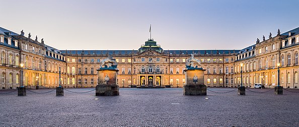 English: Neues Schloss (new palace) (Schlossplatz, Stuttgart, Germany). Deutsch: Neues Schloss (Schloßplatz in Stuttgart).