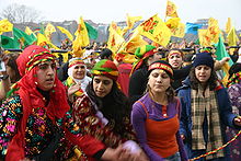 Kurden feiern den Newroz in Istanbul