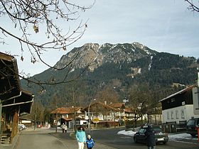 O Rubihorn (à esquerda) e o Gaissalphorn (à direita) de Oberstdorf.