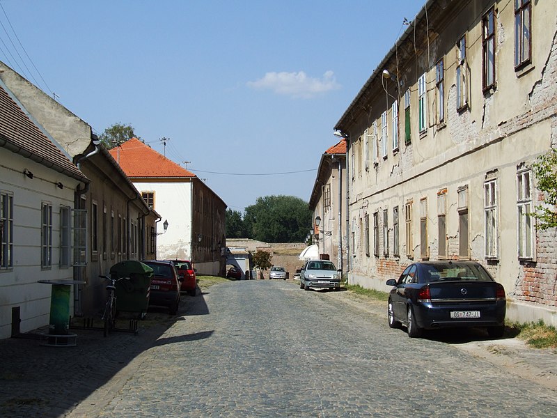 File:Osijek fortress (by Pudelek) 2.JPG