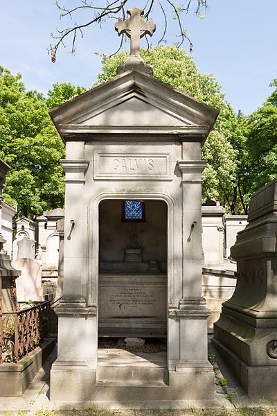 File:Père-Lachaise - Division 69 - Galvis 02.jpg