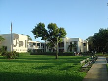 File:Saks Fifth Avenue at Town Center at Boca Raton.JPG - Wikipedia