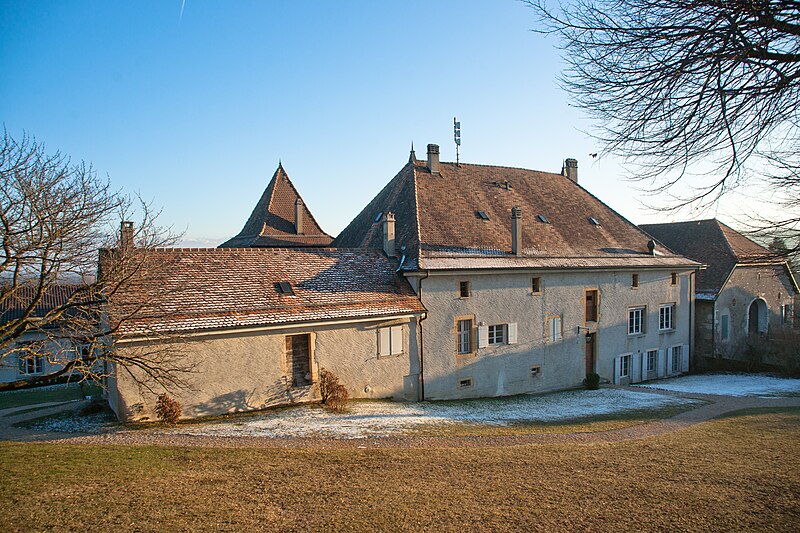 File:Pampigny - Château.jpg