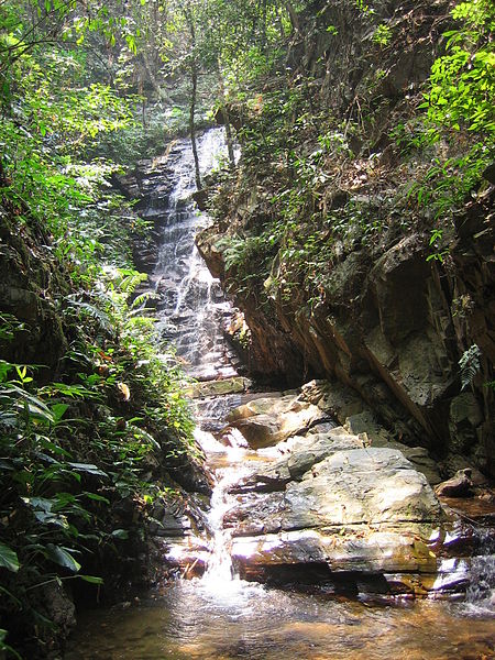 File:Pang Ah Noi Waterfall.jpg