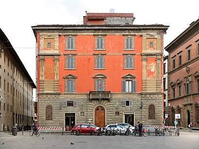Come arrivare a Palazzo Delle Due Fontane con i mezzi pubblici - Informazioni sul luogo