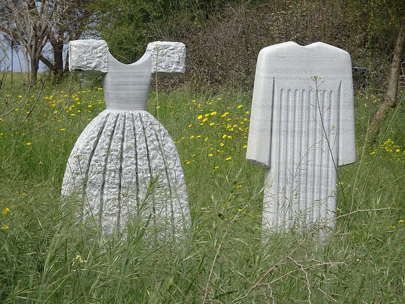 פסלים בפארק דינה בארסוף