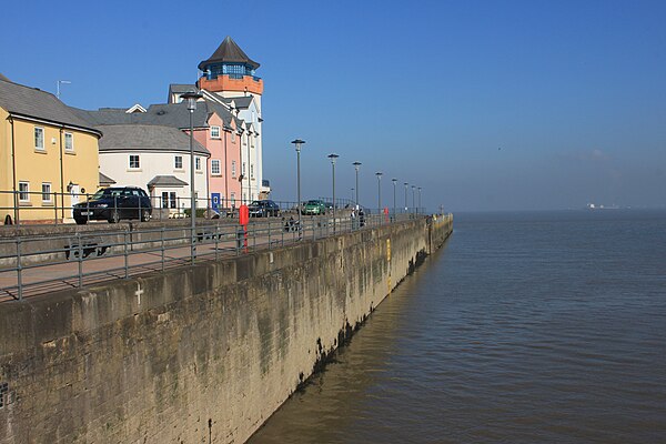 Image: Portishead seafront   geograph.org.uk   3339392