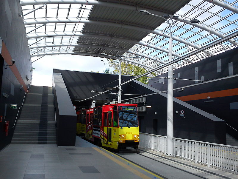 File:Poznan Fast Tram Franowo tunel (3).jpg