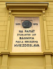 La placa conmemorativa en Prešov