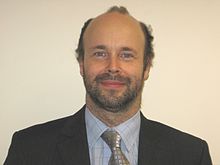 Profesor Huw Dixon.jpg