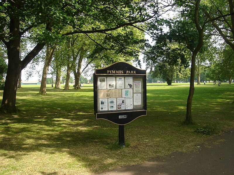 File:Pymmes Park2.JPG