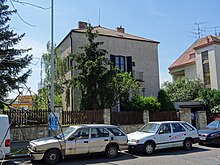 Vila v ulici U Krbu 1517/16, Praha - Strašnice