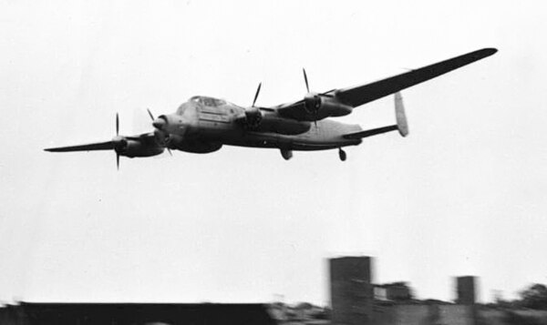 Rolls-Royce Tyne testbed Avro Lincoln demonstrating at Farnborough 1956 on just the nose Tyne, the four Merlins being shut down