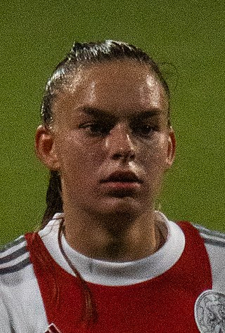 <span class="mw-page-title-main">Romée Leuchter</span> Dutch footballer (born 2001)