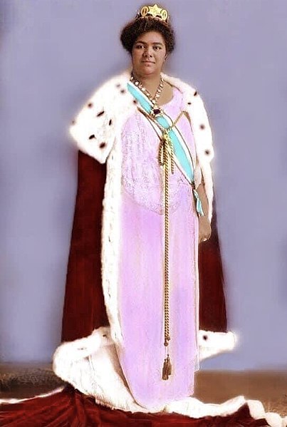 File:Salote Tupou III of Tonga in coronation robe-crop (Colourised).jpg