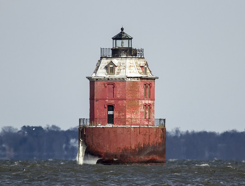 File:Sandy Point Shoal Light MD1.jpg