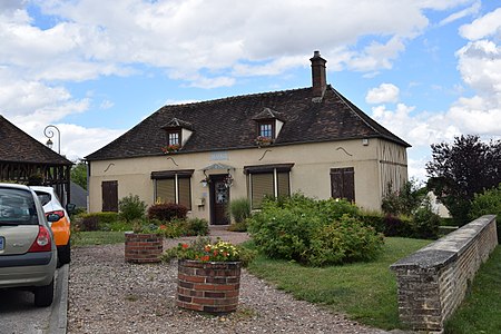 Savignies mairie