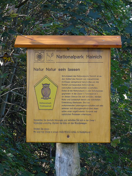 File:Schild Nationalpark Hainich 2.JPG