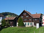 Ehemalige Schmitte in Speicher AR, aufgenommen im September 2018. Geplant ist ein Mehrfamilienhaus als Ersatzneubau.