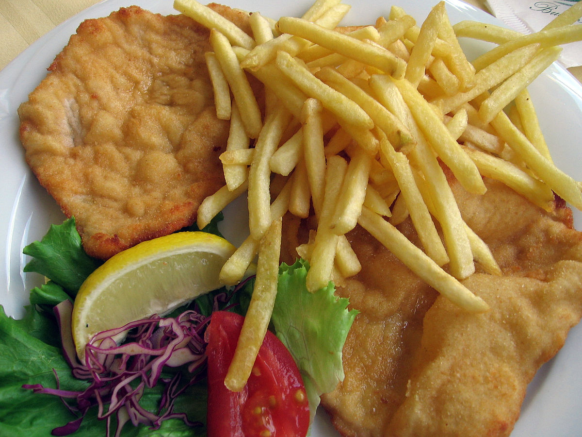 File Schnitzel Mit Pommes Jpg Wikimedia Commons