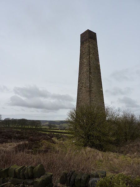 File:Stone Edge Chimney - geograph.org.uk - 1729534.jpg