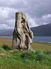 Foto av "Stone of Vengeance", en megalitt i Skottland.