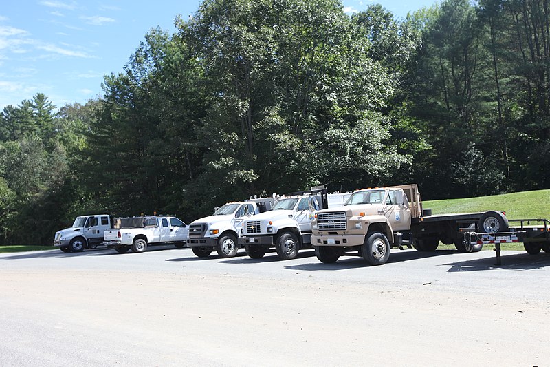 File:Storm damage relief at White River NFH (6148426737).jpg