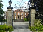 Bosworth Hall The Entrance to Bosworth Hall - geograph.org.uk - 869794.jpg