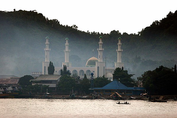 Tulay Central Mosque in Jolo