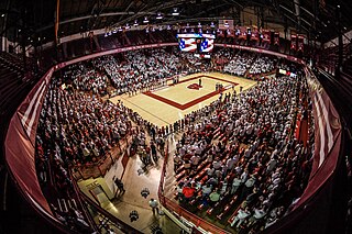 <span class="mw-page-title-main">Wisconsin Field House</span> University sports arena in Madison, Wisconsin, United States