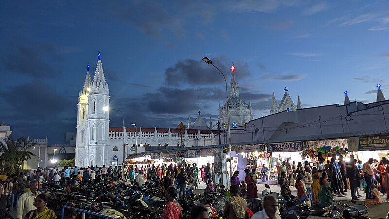 File:Vaelankanni church.jpg