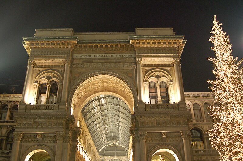 File:Vitorio Emmanuele Galleria - panoramio.jpg