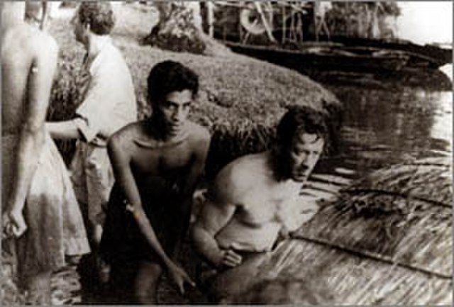 Chandran Rutnam and William Holden while shooting The Bridge on the River Kwai.