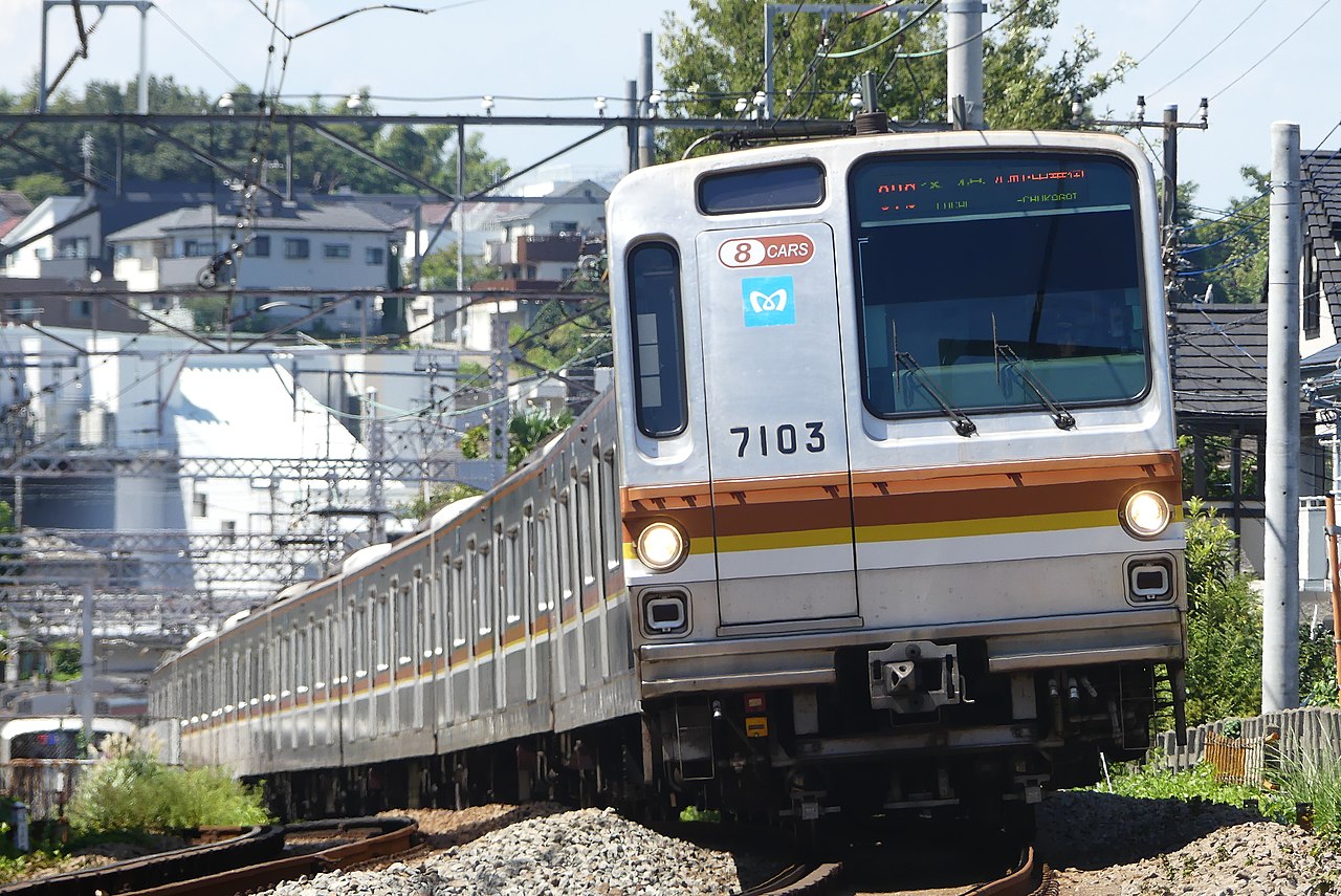 ファイル:東京メトロ副都心線7000系電車.jpg - Wikipedia