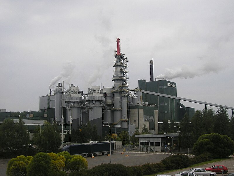 File:Äänekoski pulp mill.jpg