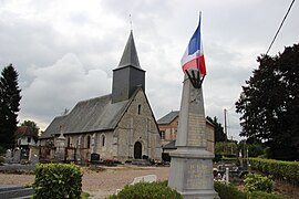 Eglise et monument aux morts Le Faulq.jpg