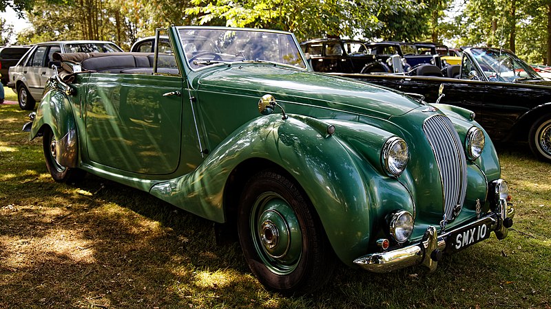 File:1948 Lagonda drophead coupé 2.6-litre, Copped Hall, Epping, Essex, England 2.jpg