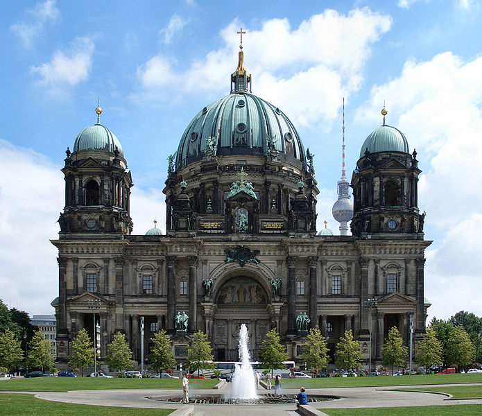 File:2006 Berliner Dom Front.jpg